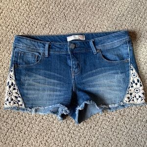 Shorts - embellished/size 11